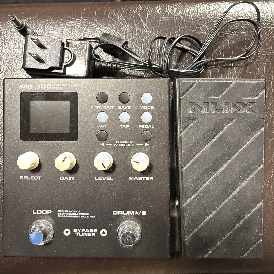 NUX MG-300 モデリングギタープロセッサー ペダル搭載マルチエフェクター