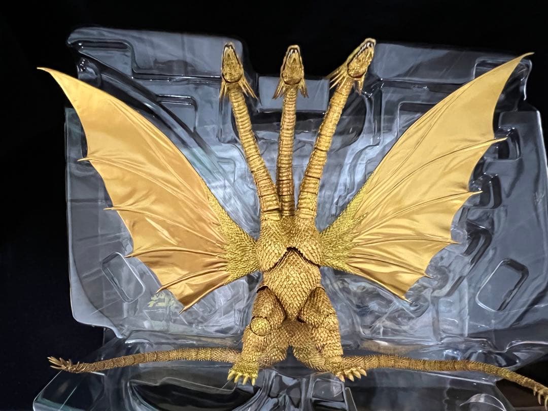 S.H.MonsterArtsキングギドラSpecialColorVer.