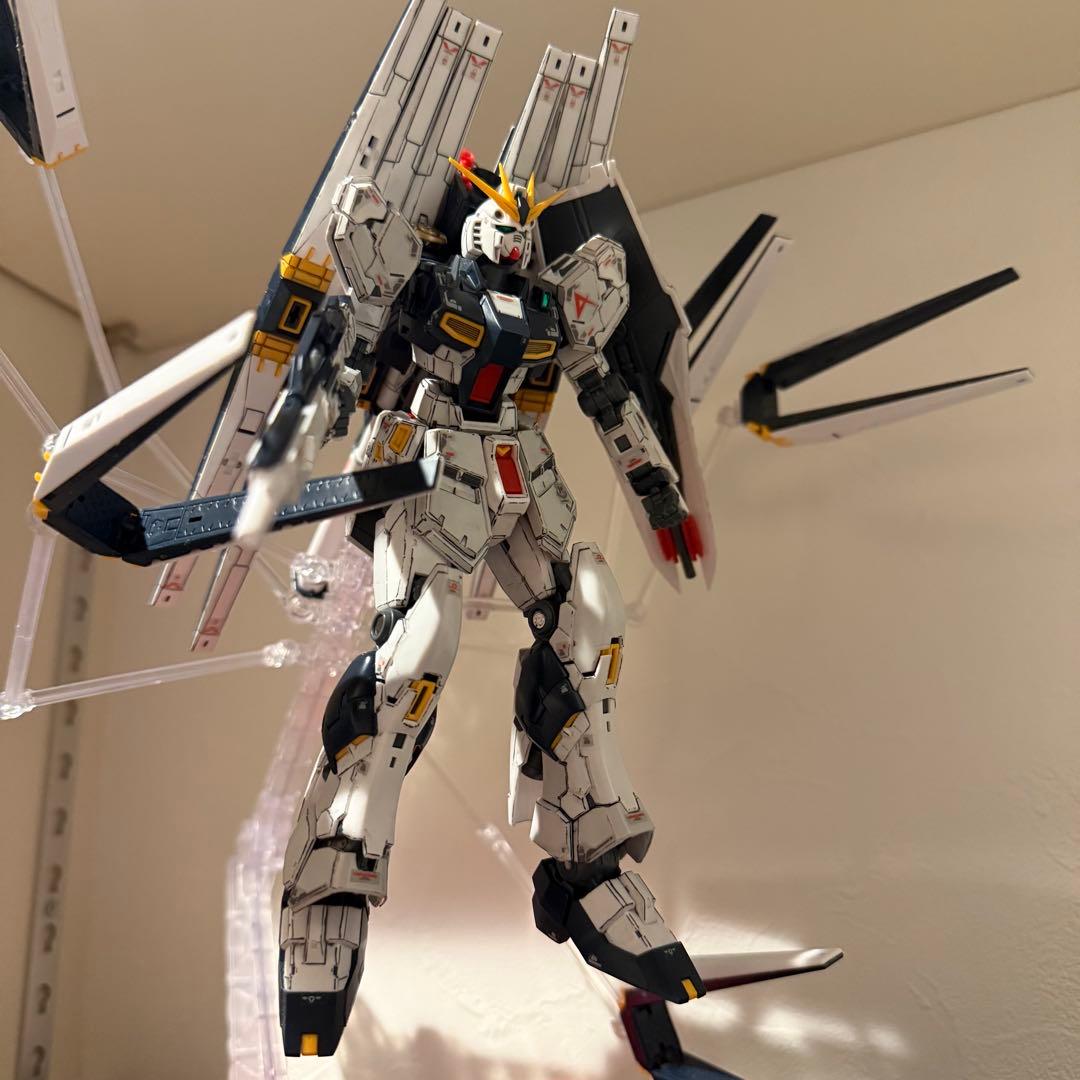 RG ν ガンダム
