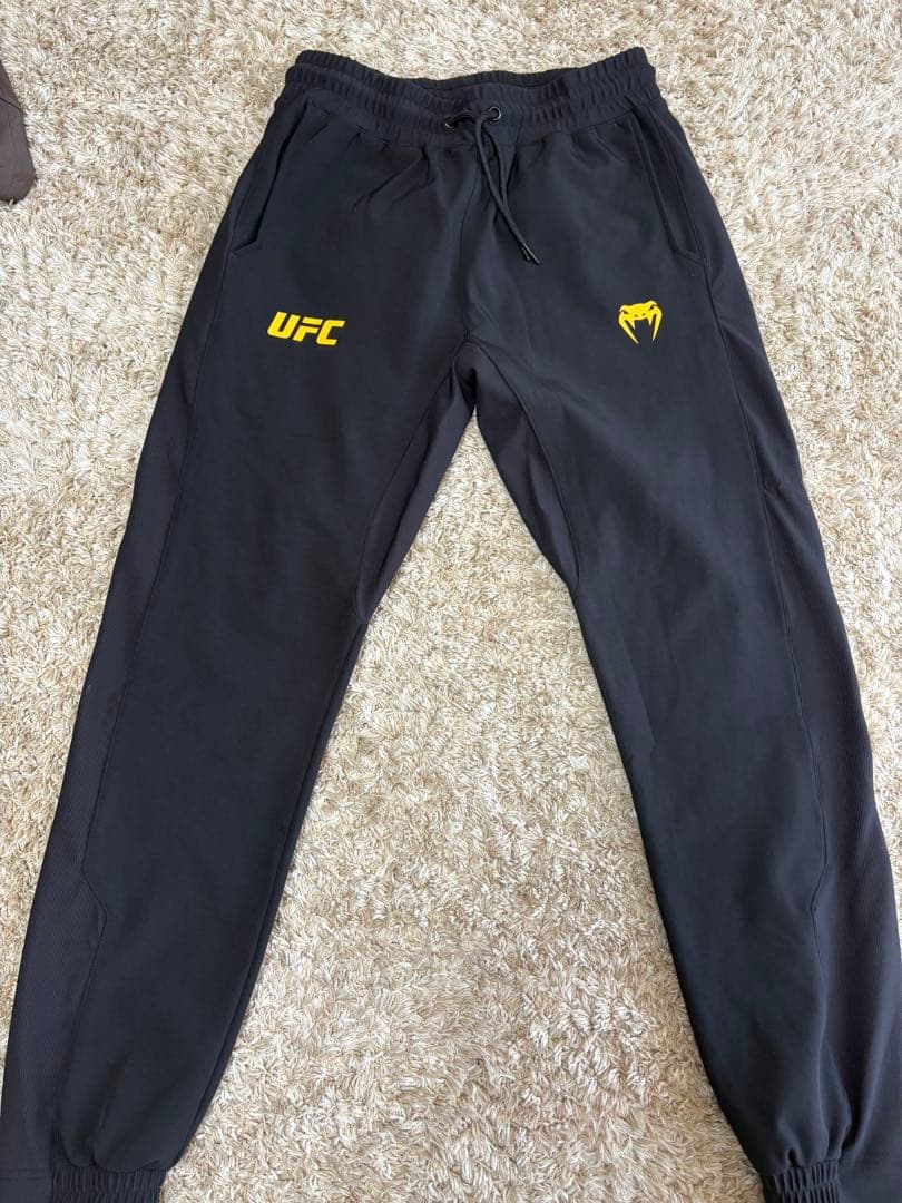 UFC Fusion by Venum Fight Week スウェットシャツ