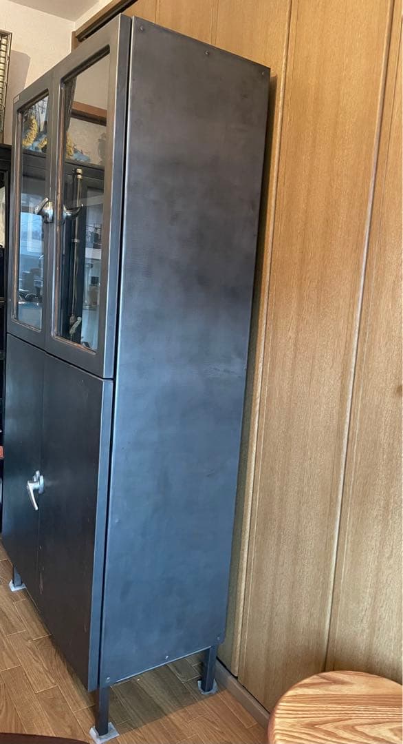 金属製キャビネット　Industrial Doctors Cabinet