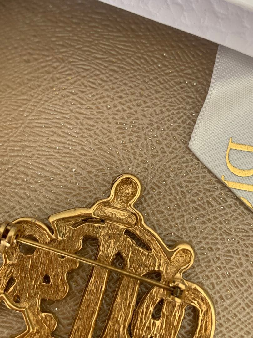 ディオール DIOR ブローチ 旧ロゴ ヴィンテージ クリスチャンディオール