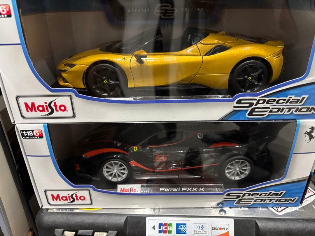 Maisto Ferrari F8 Spider & FXX K 新品未開封！