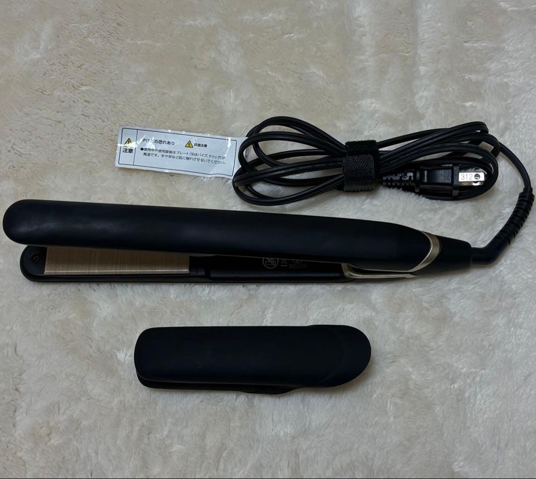 絹女 DS100-BK ストレートアイロン Worldwide Model