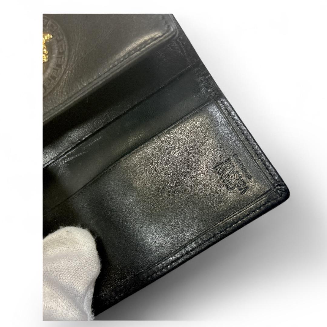 美品 ヴェルサーチ メデューサ 金具 ブラック キーケース　黒　鍵ケース