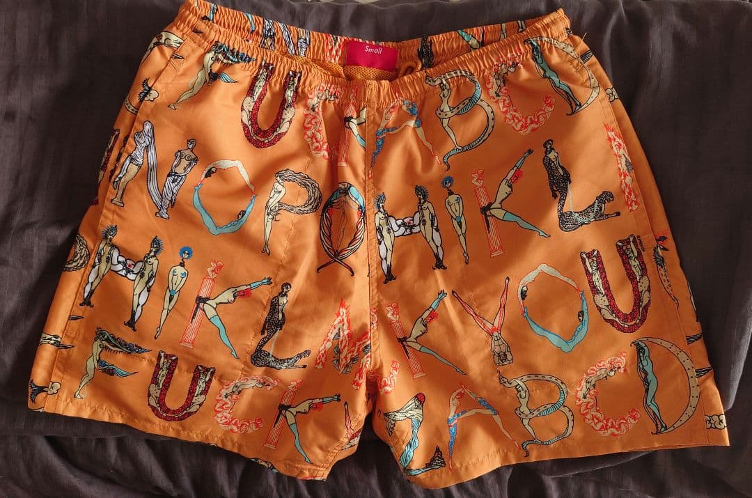us supreme Alphabet water short　Sサイズ