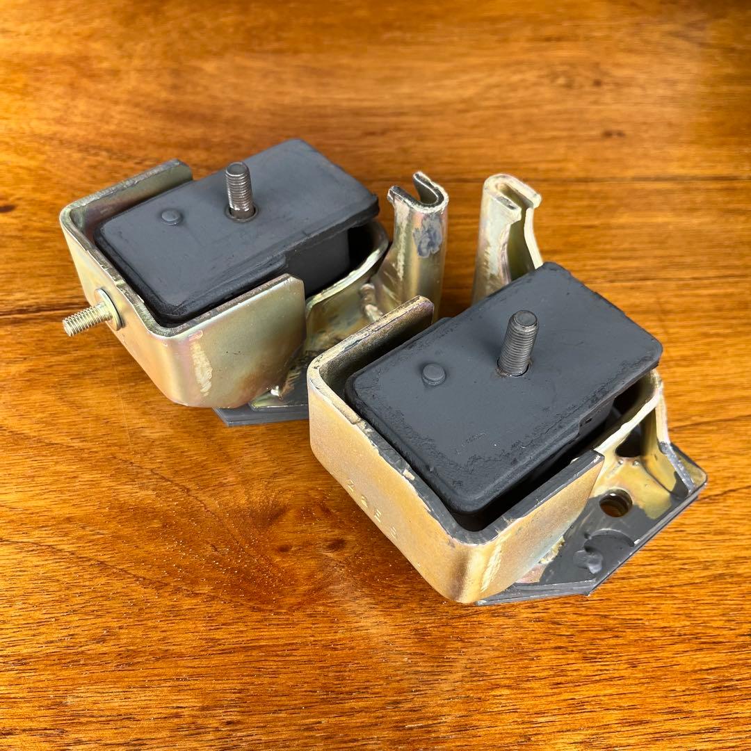 CMC純正エンジンマウント デリカスターワゴン P25 P35 スターワゴン