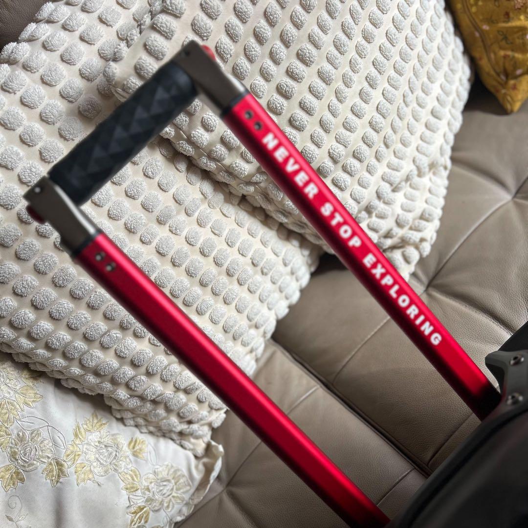 ☆新品タグ付き・未使用品☆ザノースフェイス・キャリーバッグ☆