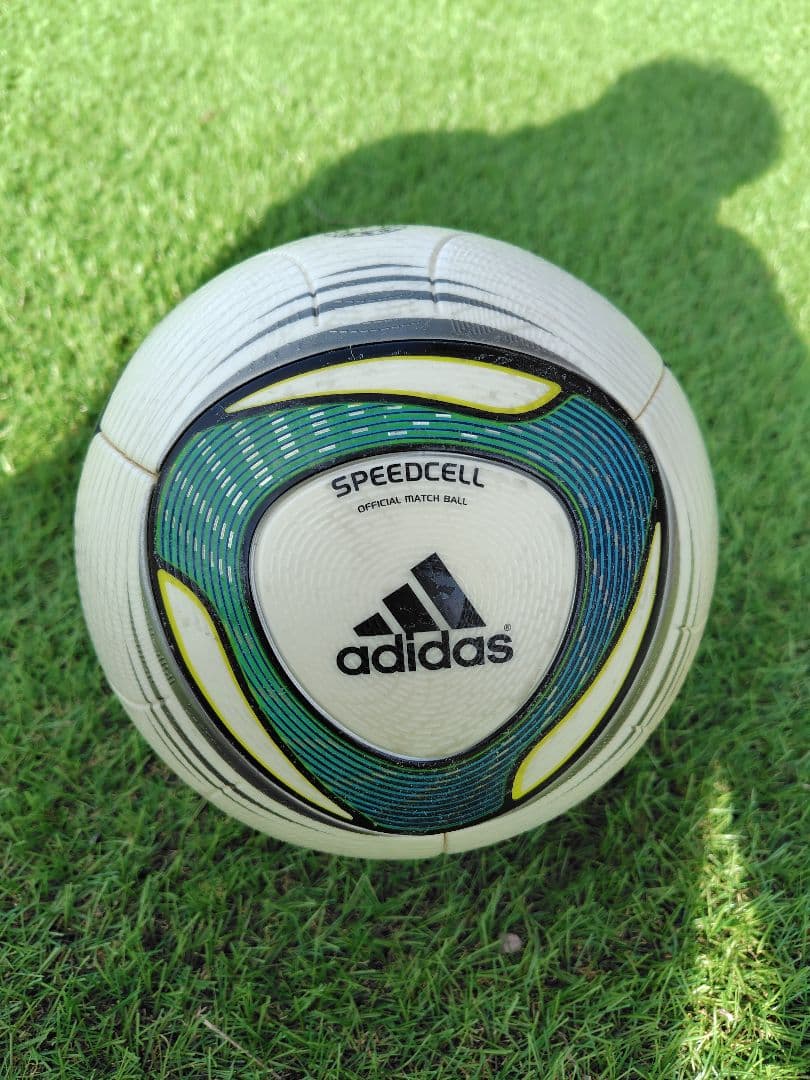 空気漏れ有り　adidas SPEEDCELL スピードセル公式球