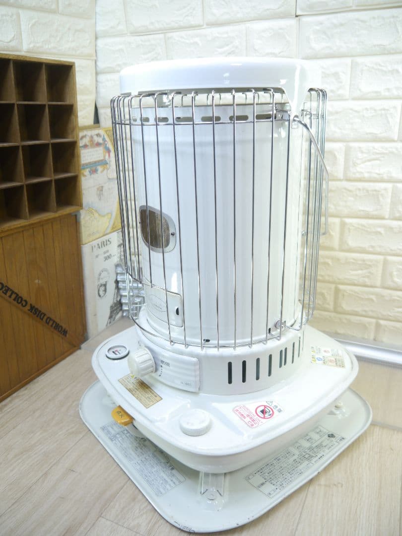 送料込❤2014年●ホワイト コロナ　石油ストーブ 安全ガード付き