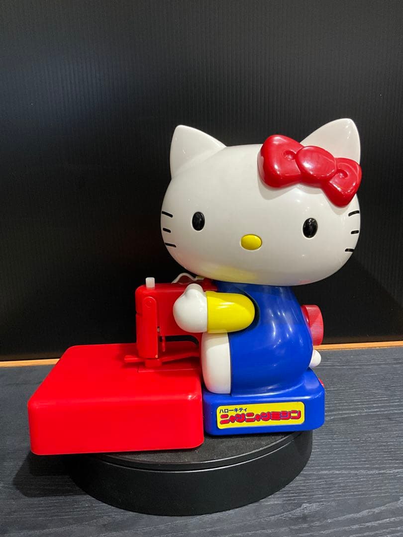 ハローキティ ニャンニャンミシン ミニミシン 安全カバー付き