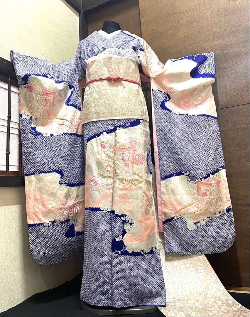 振袖 フルセット6点特価サイズM総絞り御所車銀駒刺繍　正絹　売り切り終了