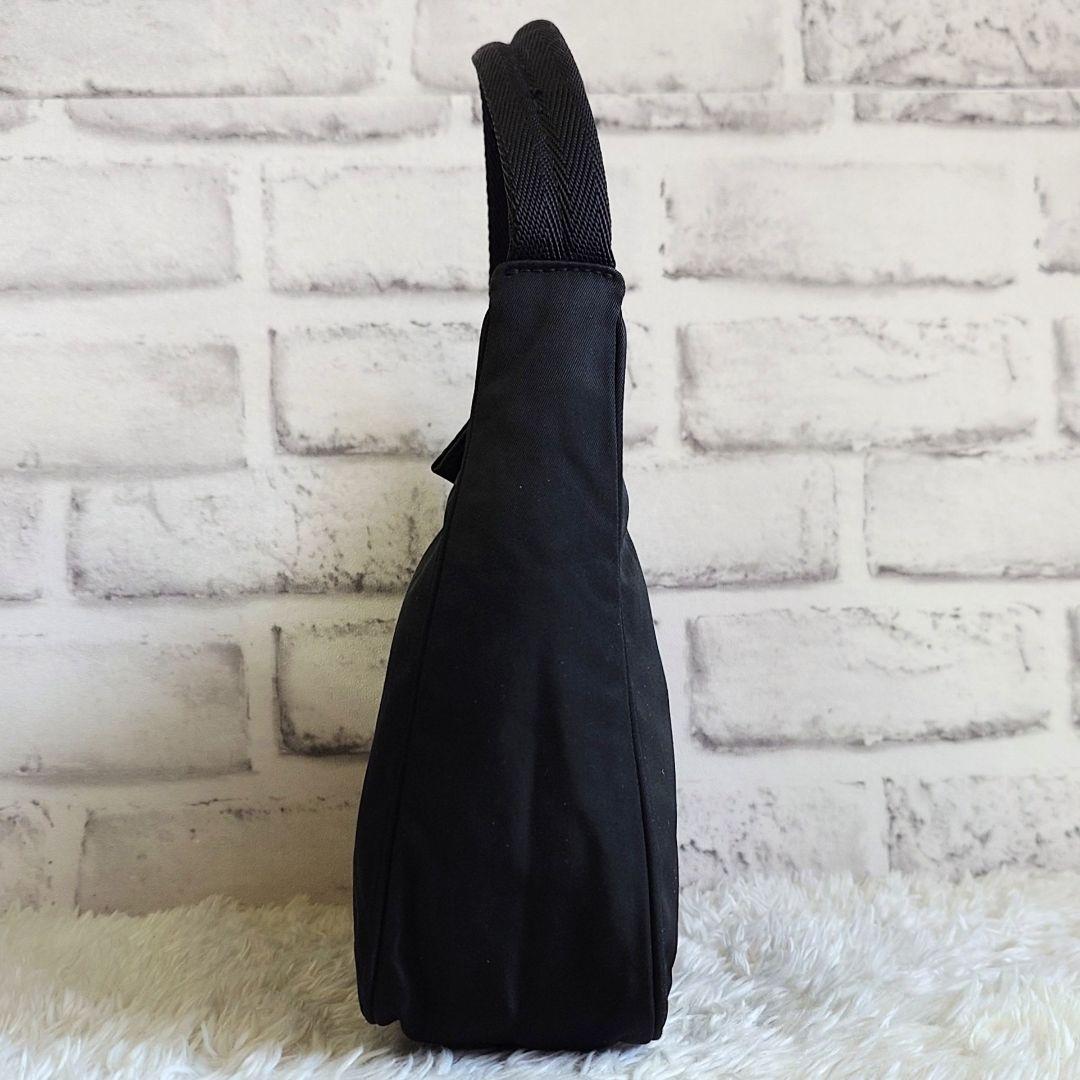 プラダ アクセサリーポーチ ミニハンドバッグ 三角ロゴ ブラック レディース