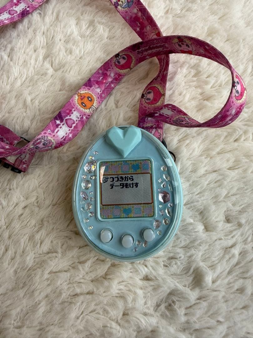 たまごっちピース Tamagotchi P's 水色 本体 ストラップ付き