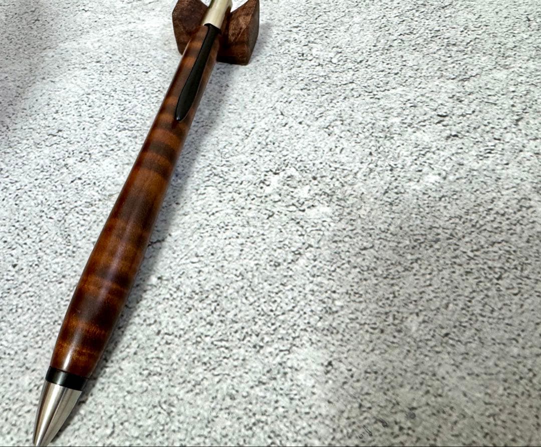ウッドペンクラクト woodpencraft 栃縮杢スモーク ボールペン 新品