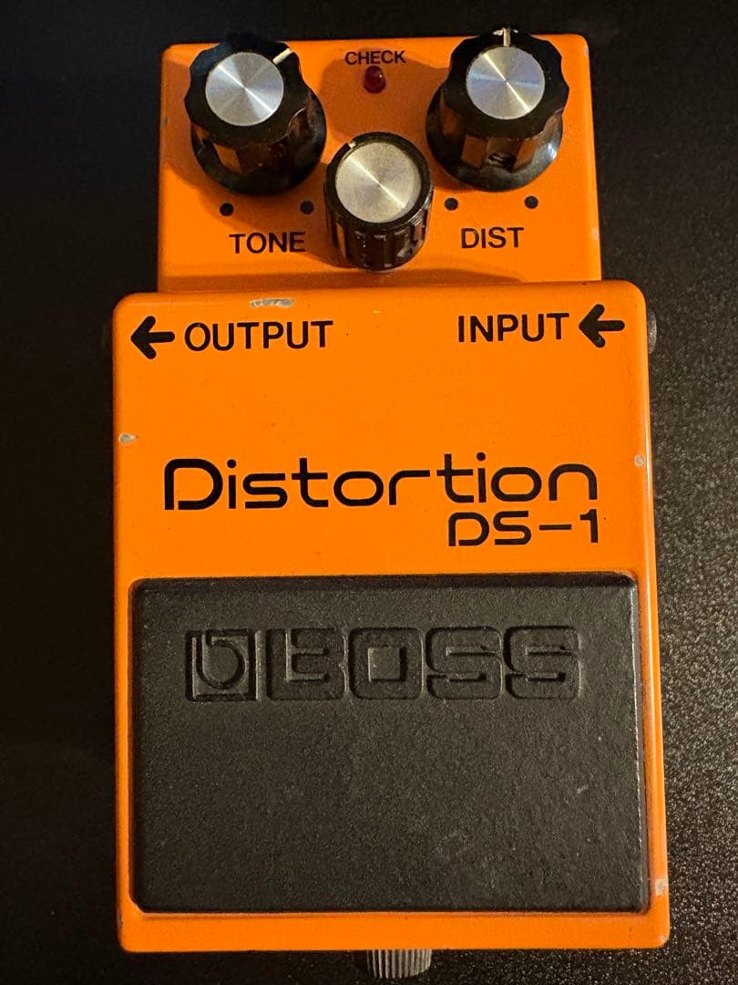 BOSS ディストーション　DS-1【日本製モデル】【黒ラベル】【ジャンク】