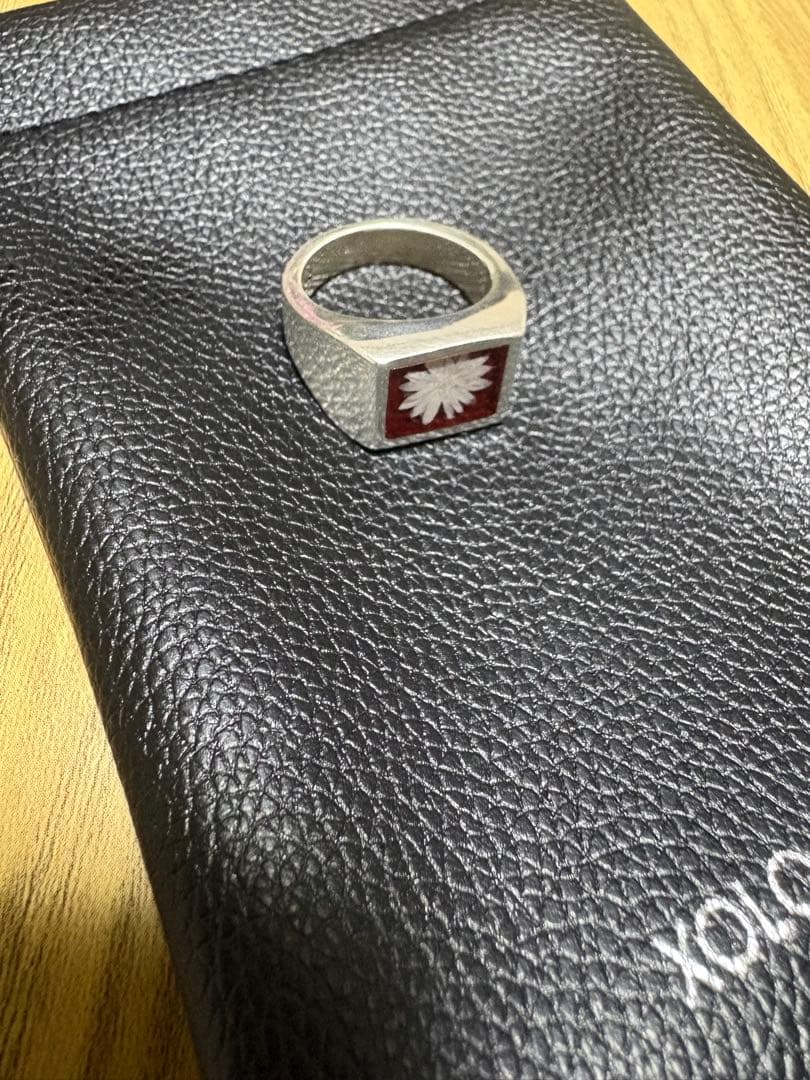 T*a様 シルバー製 XOLO フラワーリング　ボルドー　　Mサイズ　15号くら