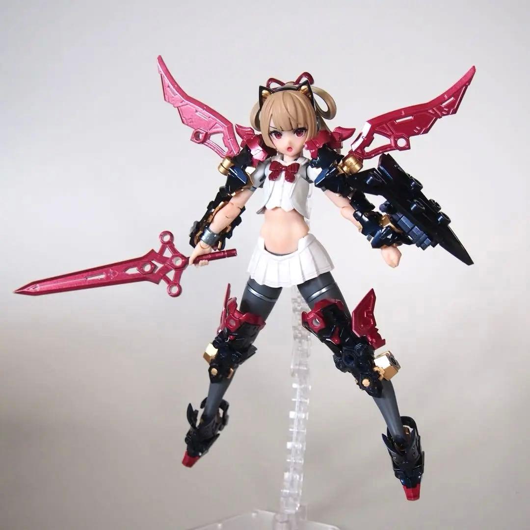 バスタードール　ナイト　ダークネスクロウ　全塗装完成品　メガミデバイス