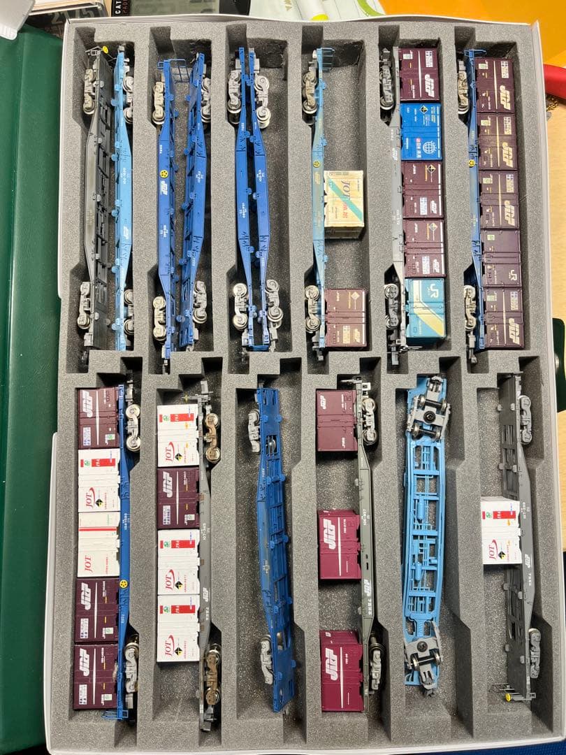 Nゲージ各社コキジャンク15両詰め合わせコンテナ付き