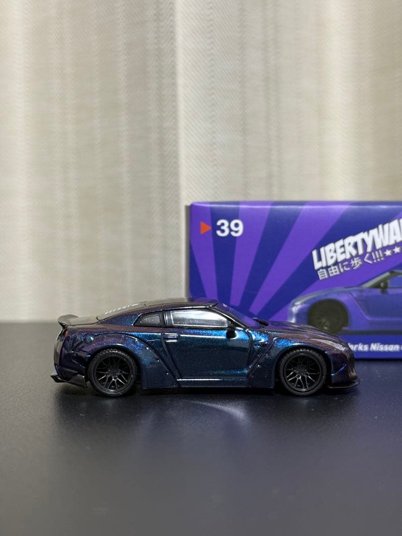 ミニカー MINI GT Liberty Walk GT-R Magic Purple