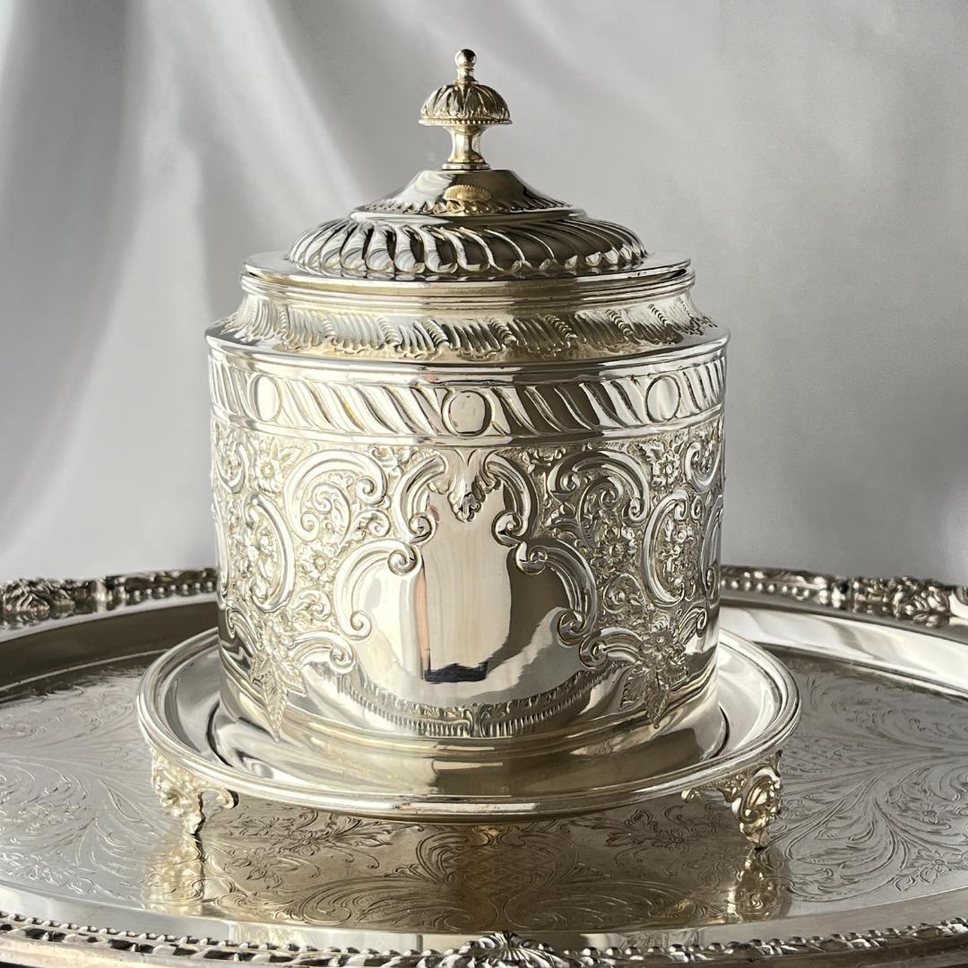 【Lee & Wigfull 】ビクトリアンのビスケットバレル /クッキージャー