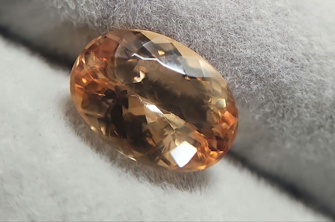 天然インペリアルトパーズ 2.408ct