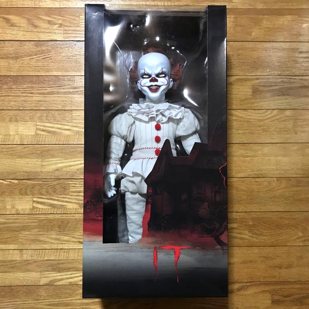 フィギュア精神　未開封 メズコ ペニーワイズ デザイナーシリーズ ドール