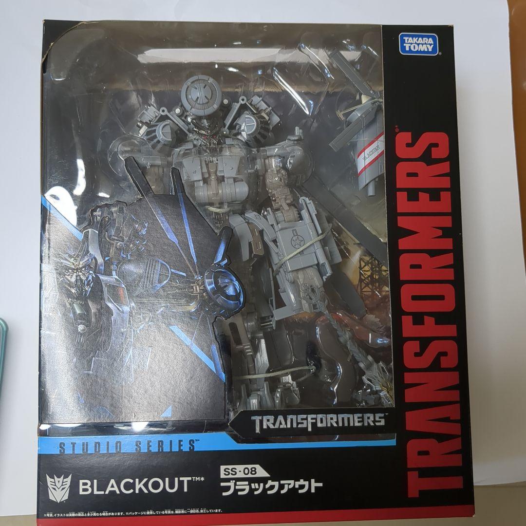 トランスフォーマー スタジオシリーズ SS-08 BLACKOUT
