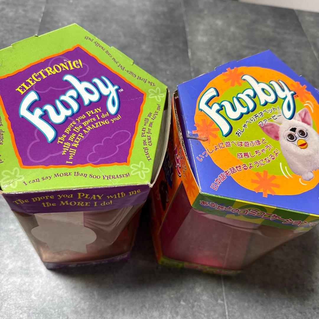 TOMY Furby ファービー ぬいぐるみ