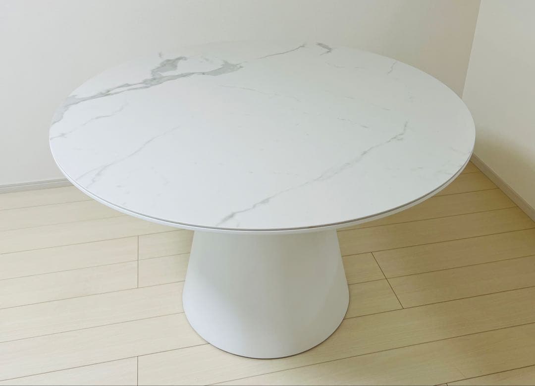 【美品】 ダイニングテーブル 大理石調 天板円形 セラミック ホワイト