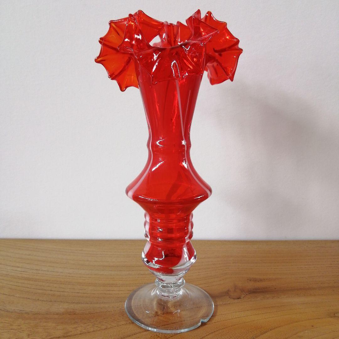 赤いフリルの花瓶　マーブル　吹きガラス　大正浪漫
