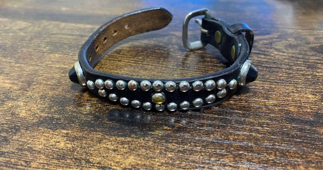 WOLF'S HEADスタッズレザーブレス 藤井フミヤ 木村拓哉 バングル