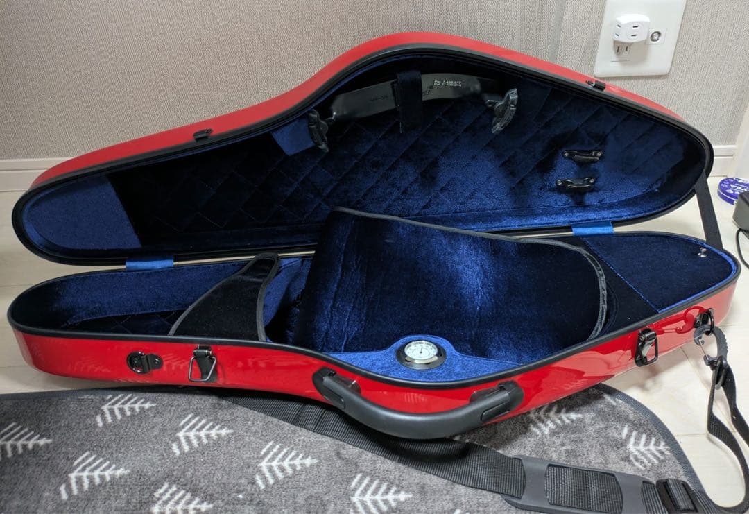 赤い バイオリン ケース　4/4