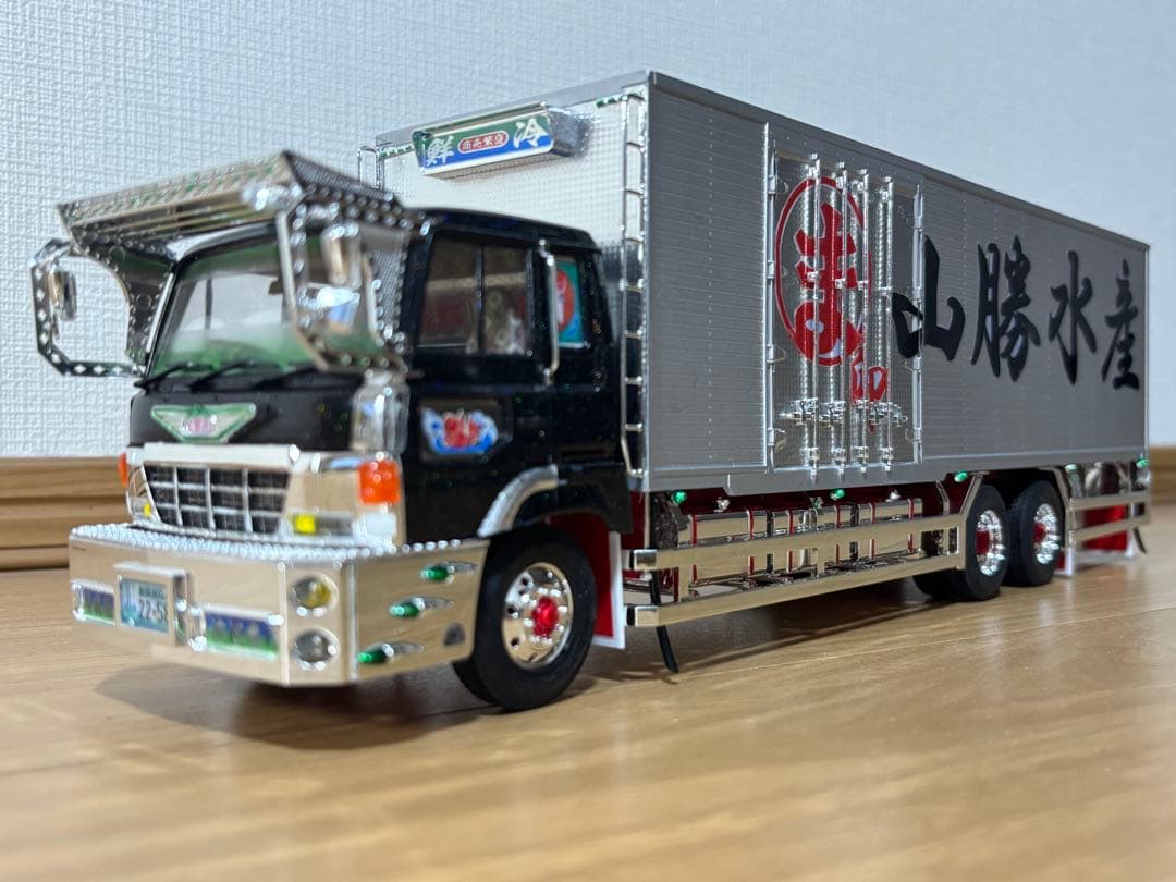 1/32 アオシマデコトラ　日野スーパードルフィン　完成品