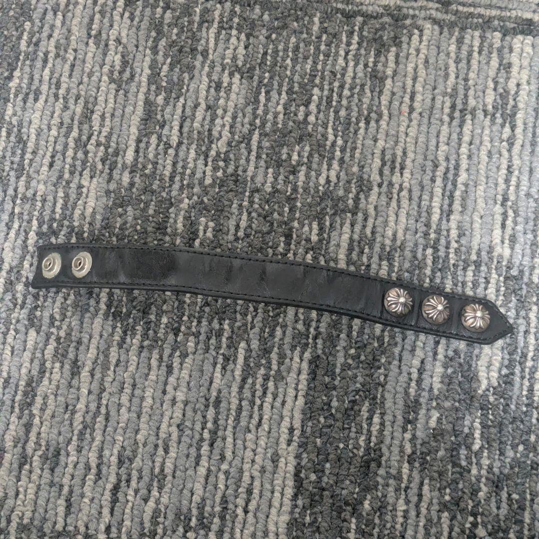 クロムハーツ CHROME HEARTS 3ボタン レザー ブレスレット