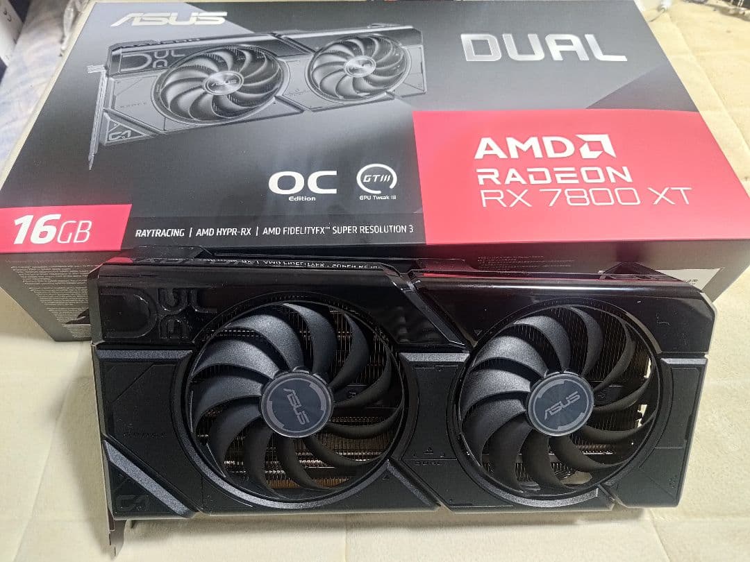 グラフィックボード・グラボ・ビデオカード ASUS Radeon RX 7800 XT 16GB OC