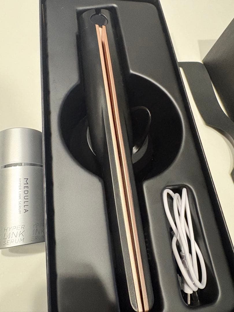 M'EDULIA ヘアアイロン セラム付き