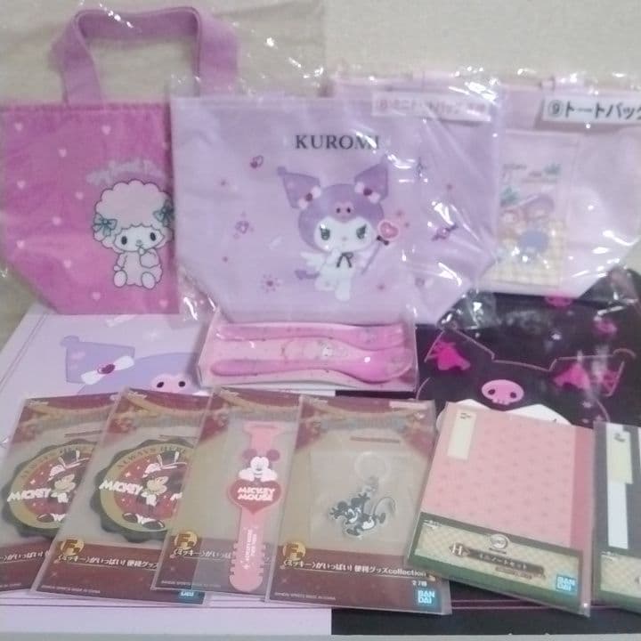 キャラクターグッズ　まとめ売り　サンリオ　ディズニー　鬼滅の刃