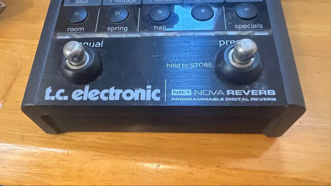 ギター t.c. electronic NR-1 NOVA REVERB