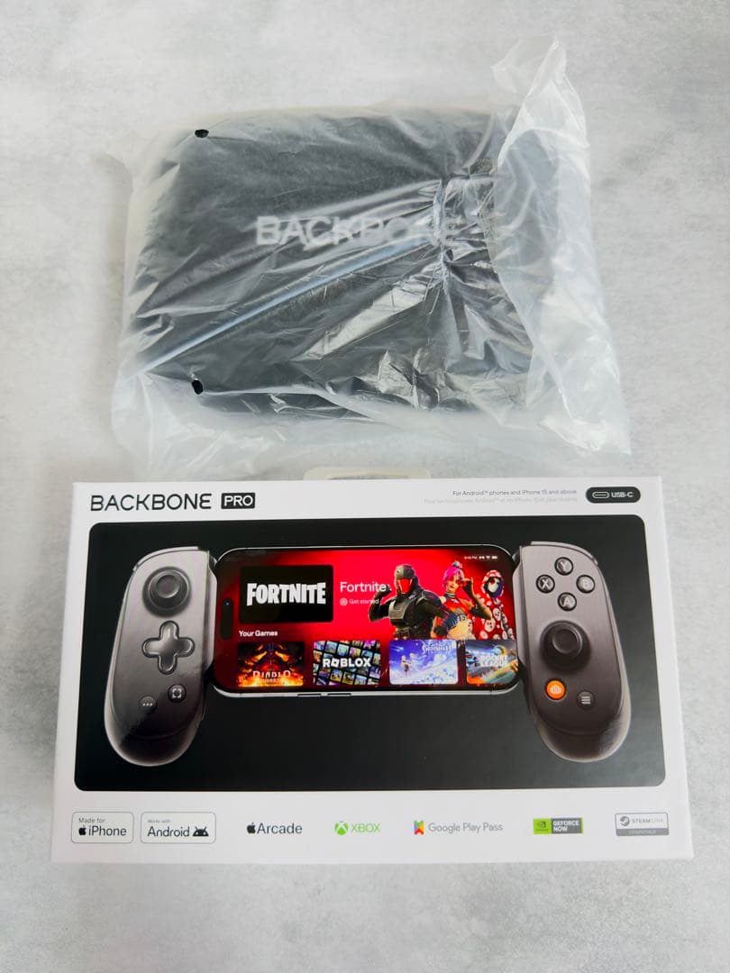Backbone Pro 新製品　スマホ/PC対応コントローラー　ケース付