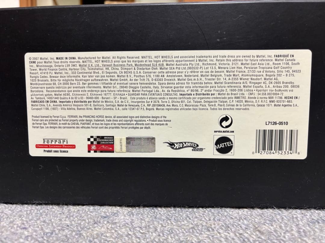 シリアルNo付フェラーリ FXX Mシューマッハ仕様 1/18 ホットウィール
