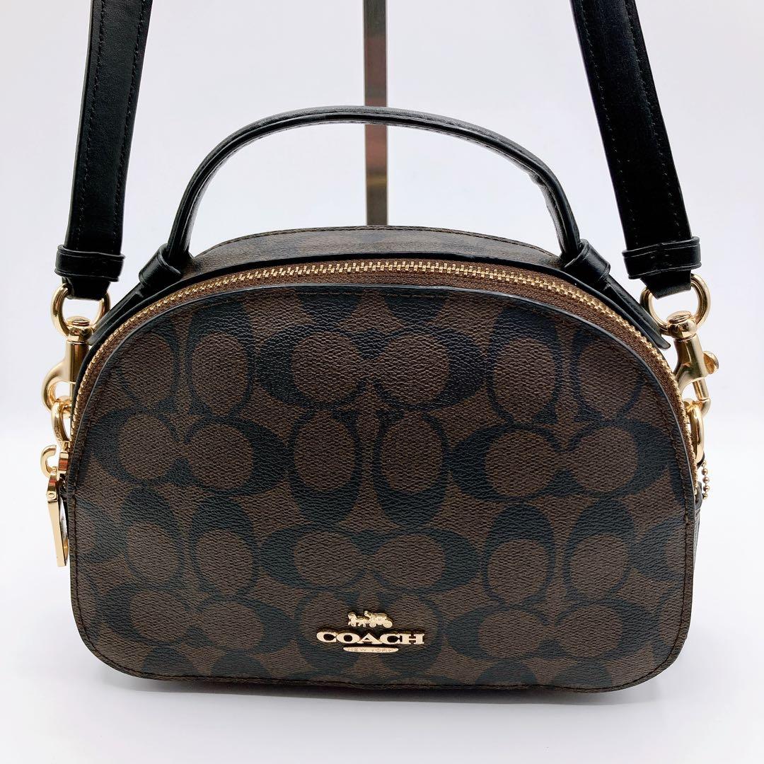 COACH ショルダーバッグ　シグネチャー　肩がけ　斜めがけ　2way