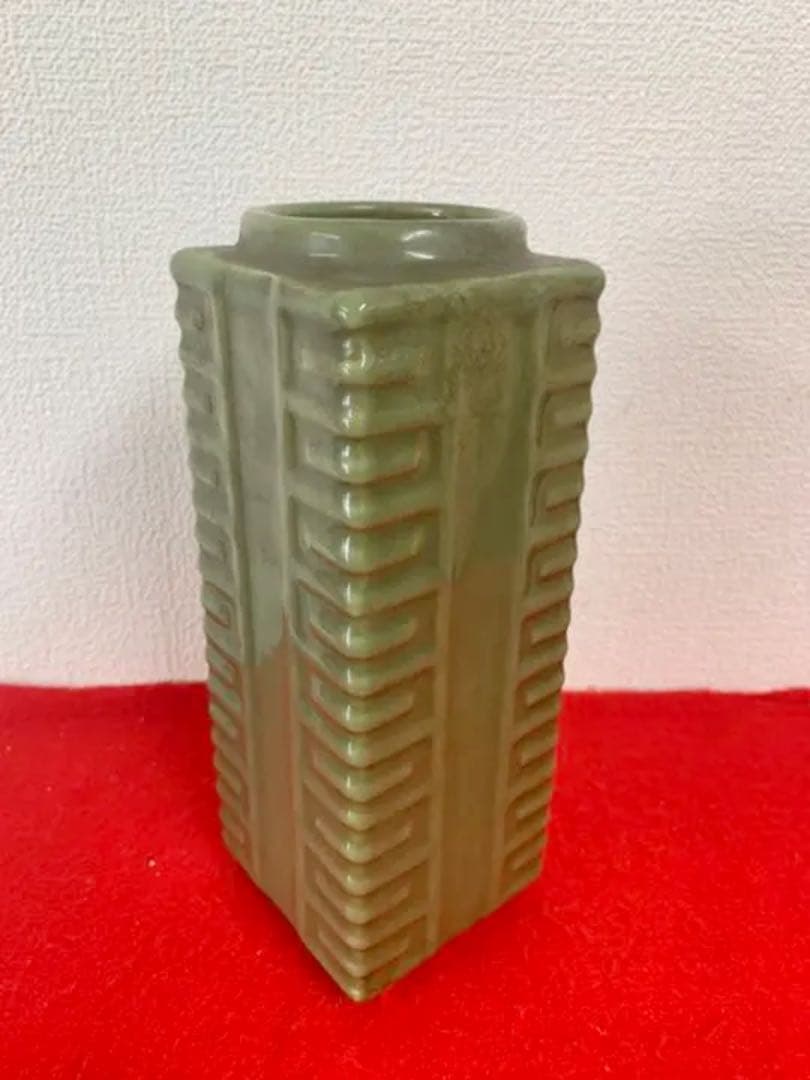 中国古美術　清時代龍泉窯琮式瓶　 共箱　F5-1