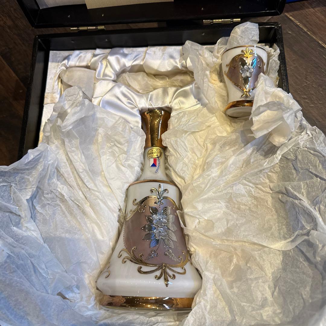 Venezia glassとカップのセット