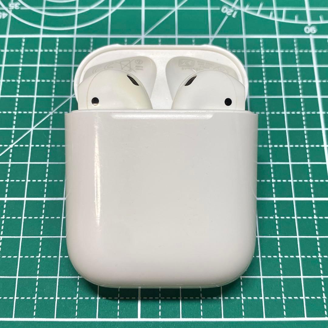 Apple AirPods 第二世代 エアポッズ第2世代