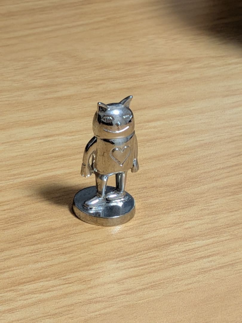 米津玄師　リイシューオールスターズ　メタルフィギュア　ネコ　猫　銀　シルバー