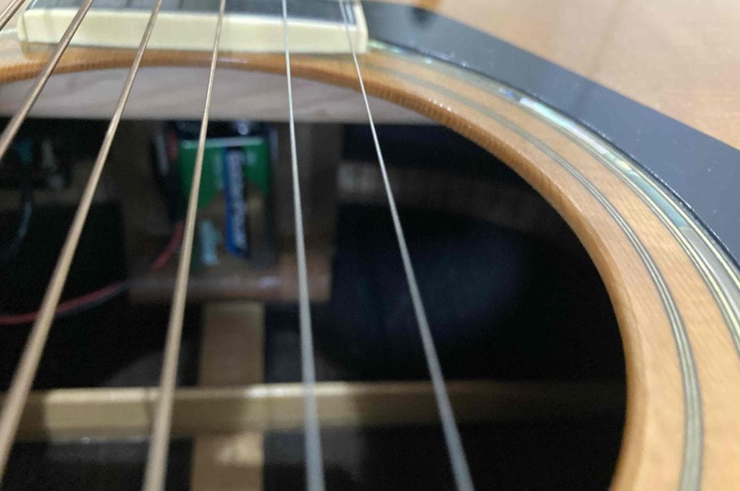 み*ん様 Yamaha LL-33J　ハードケース付　エレアコジャンク品