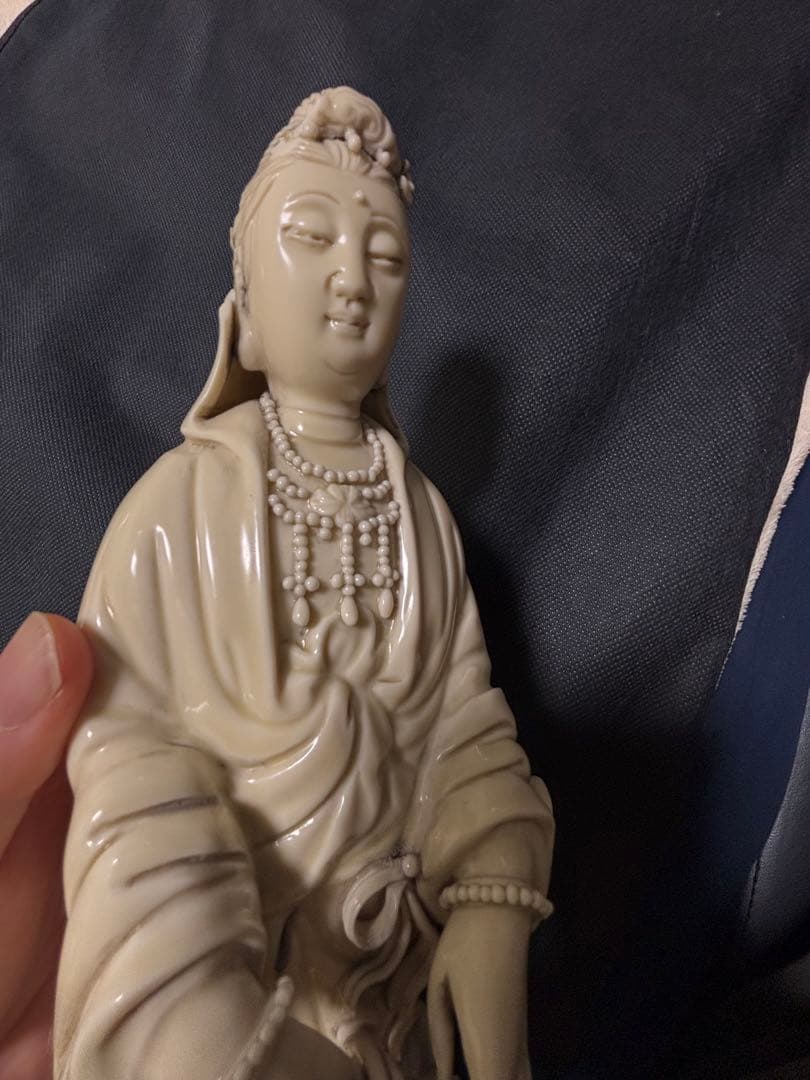 山崎通　中国古美術　明の時代　徳化窯　白磁観音菩薩像 何朝宗　34cm