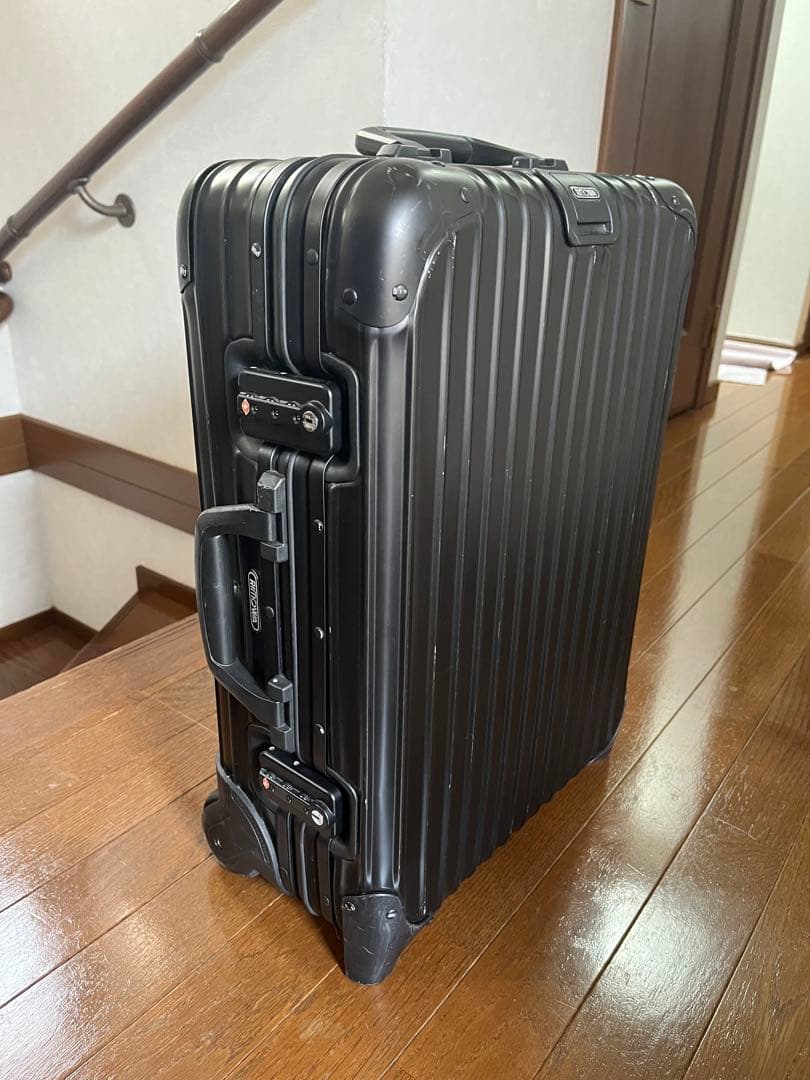 RIMOWAリモワ キャビン トローリー イアタ アルミニウムブラック2輪
