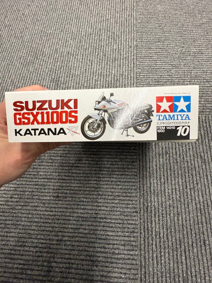 ★未組立保管品★タミヤ1/12スズキGSX1100Sカタナ